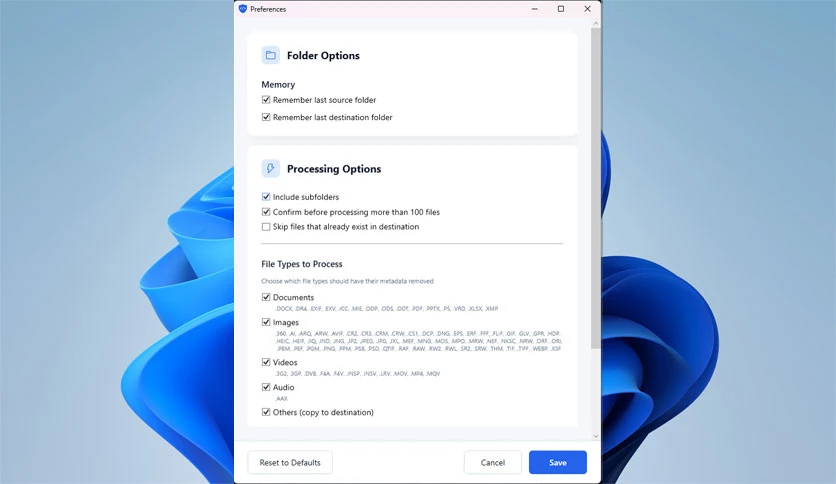 694b7fb3c3382-crucial-development-metascrub-screenshot2